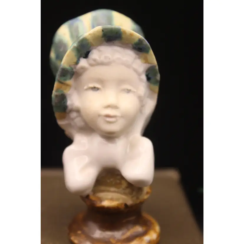 VTG Woman Head Victorian Figurine Porcelain Valencia Spain signed Ramon Ingles