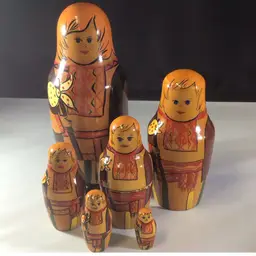 Russian Nesting Dolls 6 Piece