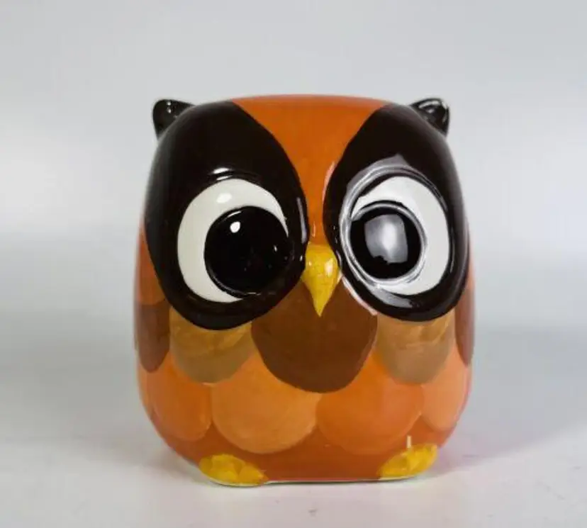 Owl Retro Salt Pepper shaker ~ orange ~ lonely ~ mate ~ big eyes ~ owls ~ gift