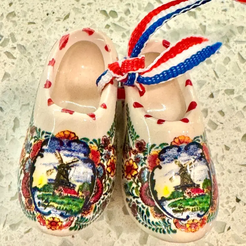 Vintage 2” mini ceramic Dutch Holland Delft multi color windmill shoes