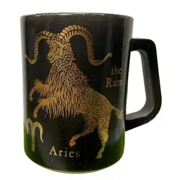 VTG BLACK ARIES ZODIAC MUG MILK GLASS COFFEE TEA BLACK 1960s 3.75" FEDERAL