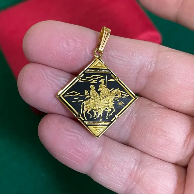 Damascene Carved Pendant Toledo Spain Knights Horses Don Quixote Marked