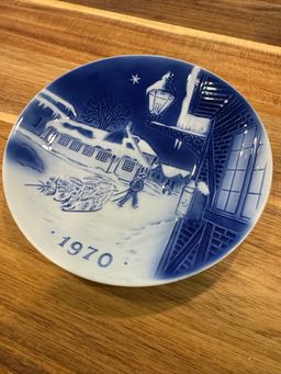Desiree Denmark “Hans Christian Andersen’s House” 1970 First Edition Plate