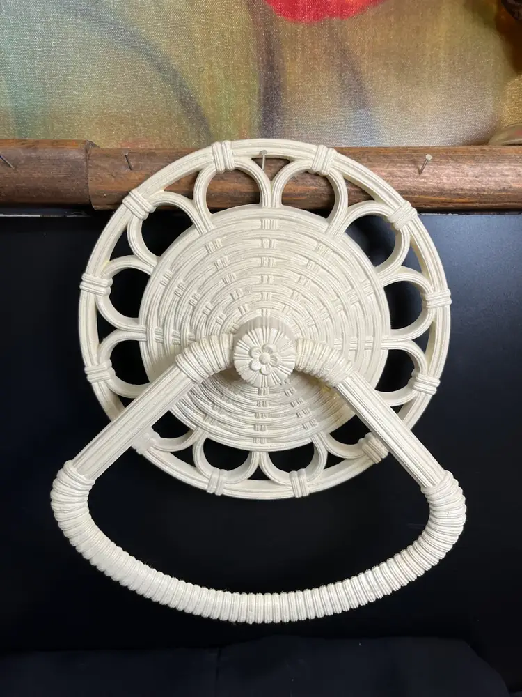 1978 Homco Boho, Plastic Like, Towel Ring/Holder-Wicker Design w/  Flower in Center, 3 Various sizes of Homco Flowers-Total 4 Pieces-Lot 50