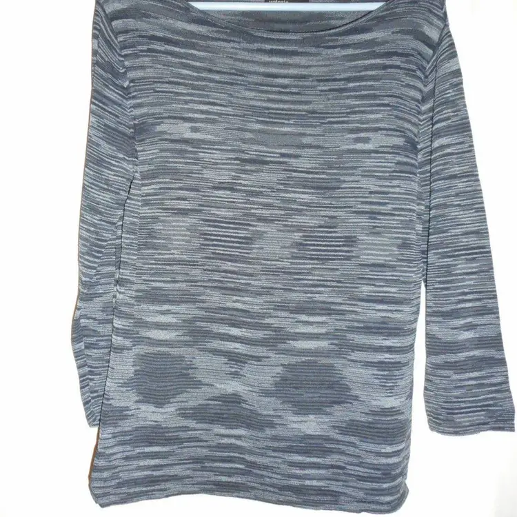 Valerie Stevens lightweight knit top Size M Black / Grey