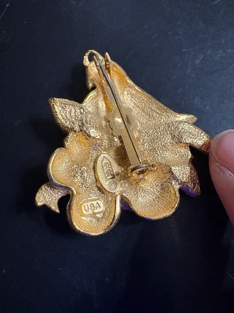 Robyn Rush Gold Tone Partridge In A Pear Tree Brooch