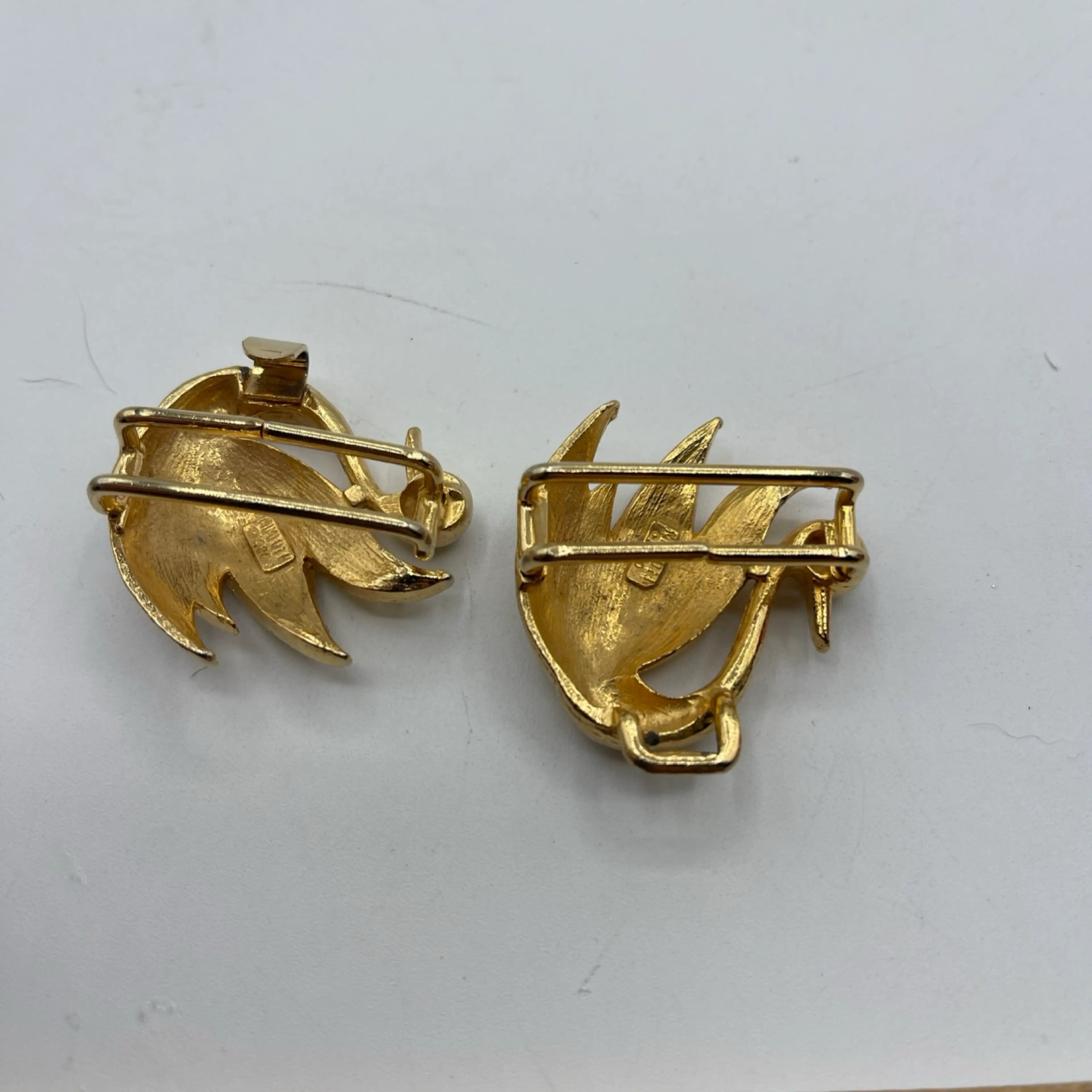 Image 3 of 10