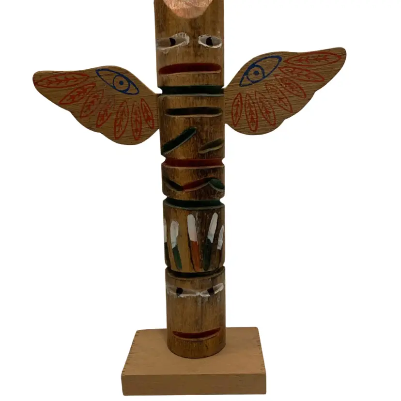 Wooden Item 33 Hand Carved Vintage Hand Carved Wood Figure Folk Art Qualla Cherokee NC Souvenir 7" Statue
