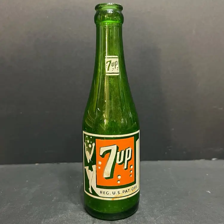 MARKDOWN! 1949-1953 7-Up Bottle Springfield MO ~8” x 2.25” diameter