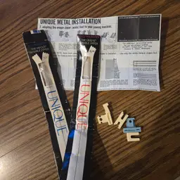 Unique Brand Zipper Foot for metal/polyester invisible zippers + 2 poly zippers