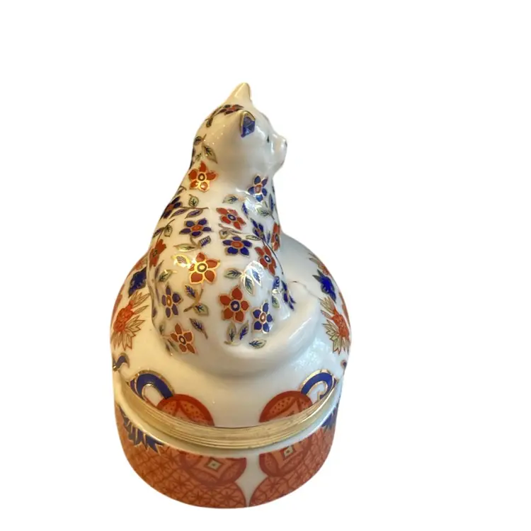 Andrea By Sadek Porcelain Cat Trinket Box