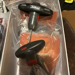 #18 Name Brand Torque Wrench