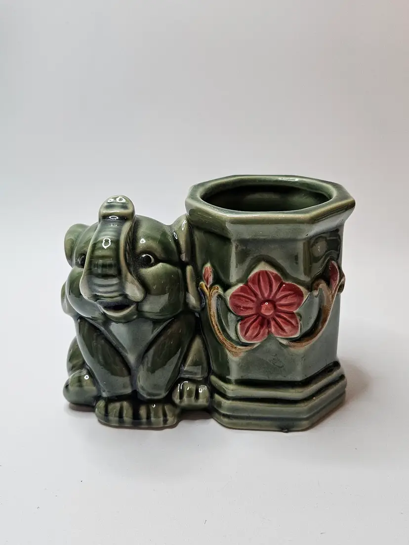 Vtg Majolica Style Lucky Elephant Trunks Up Planter For Bamboo Succulents MCM