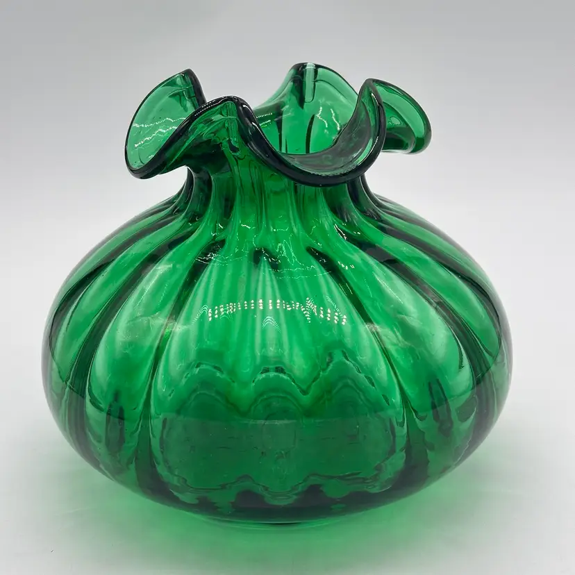 Emerald Green Hand Blown Art Glass Fluted Ribbed Bulbous Collared Vase