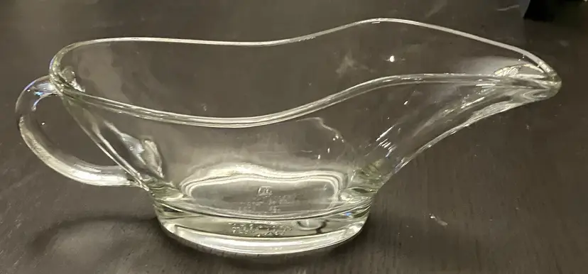 VTG Anchor Hocking Clear Glass Gravy Boat #1028