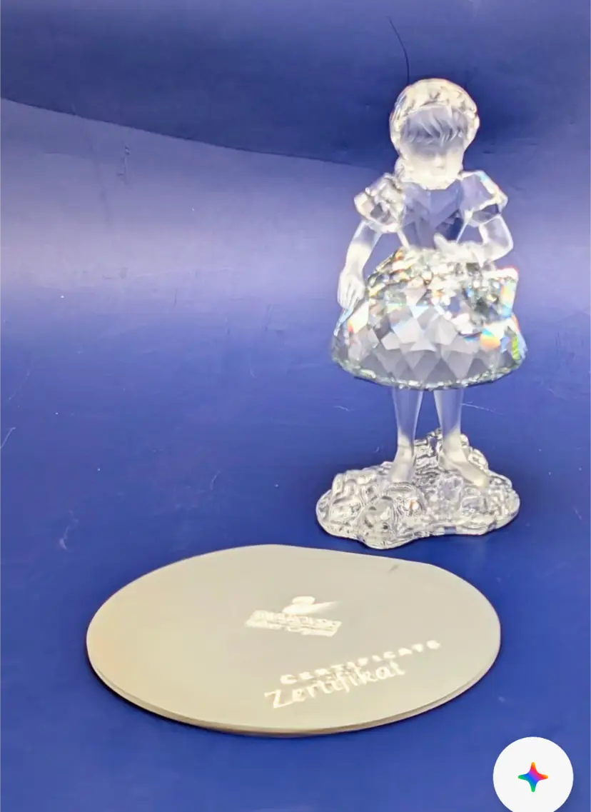 Swarovski figurine Red Riding Hood with Basket 191695 mint condition.