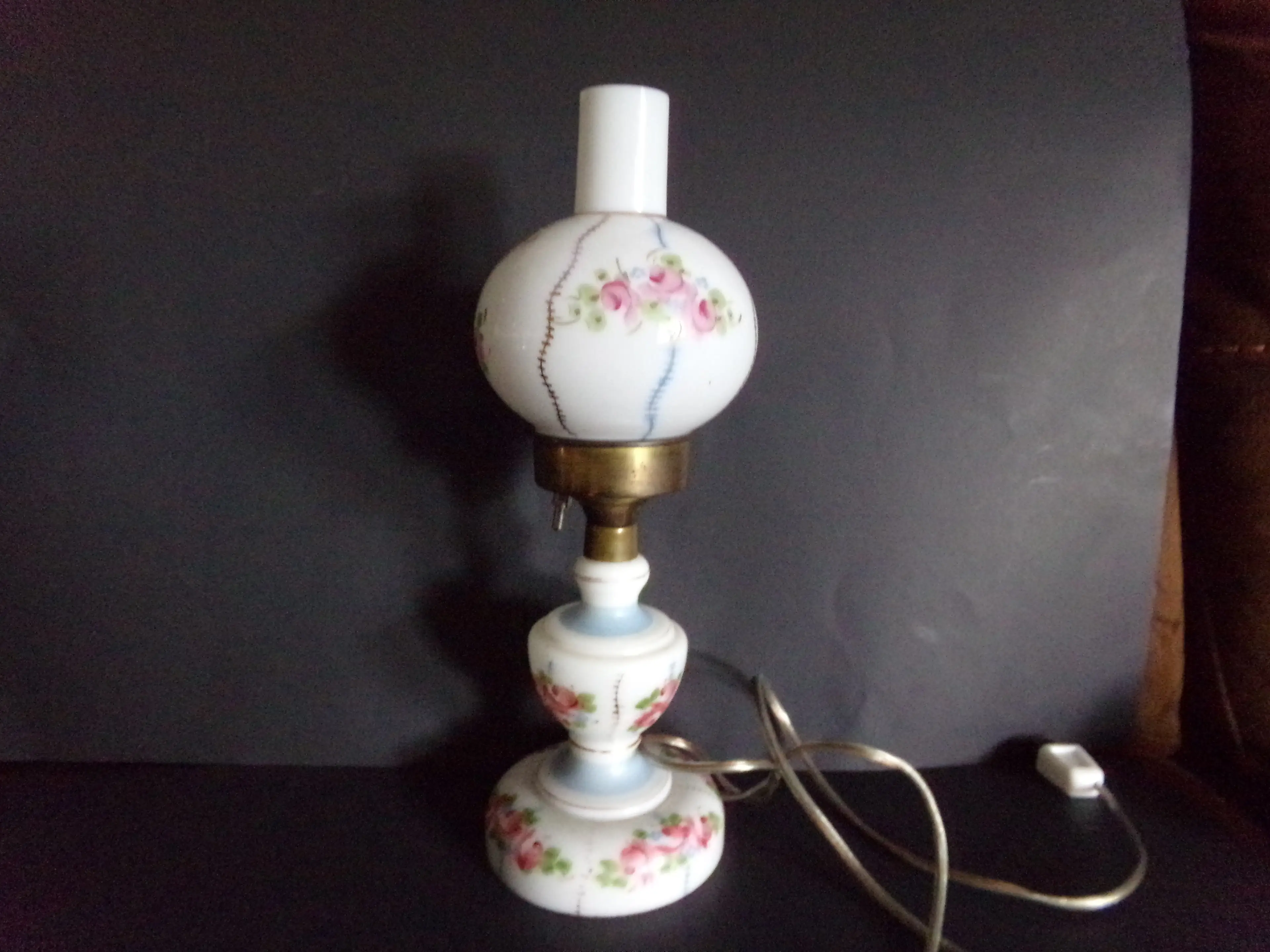 Image 3 of 8