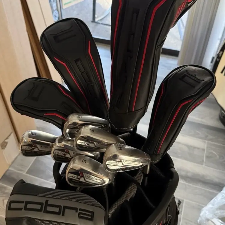 Cobra Air-X Ultralite RH 12-Piece Complete Golf Set W/ Reg Flex Graphite Shafts