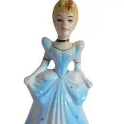 Vintage 1960 Walt Disney's Cinderella 5" Porcelain Figurine Estate Find