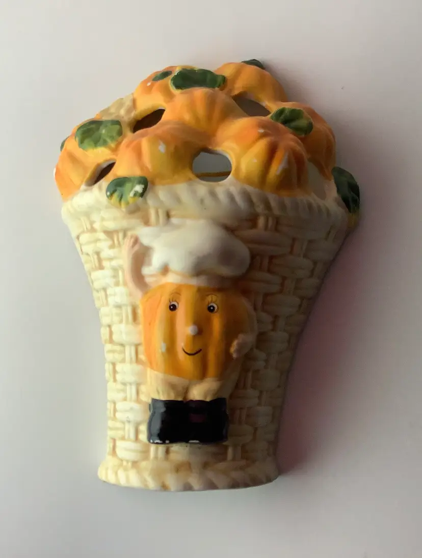 Pumpkins Wall Pocket Hobbyist 1970s