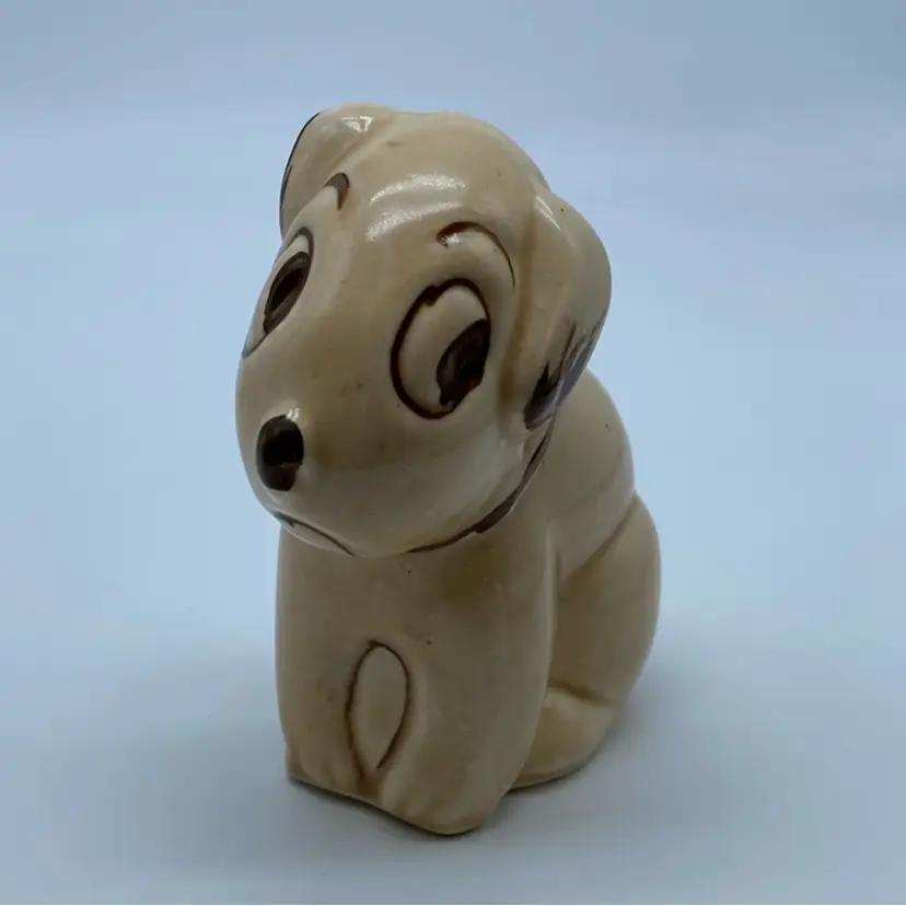 #1460 Vintage Denby Bourne Pottery Byngo dog figurine.