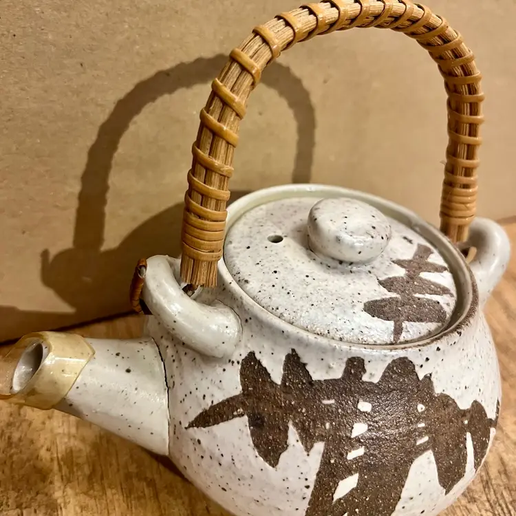 Vintage OMC Otagirl Japan Pottery 4 Piece Tea Set Rattan Handle Stoneware EUC