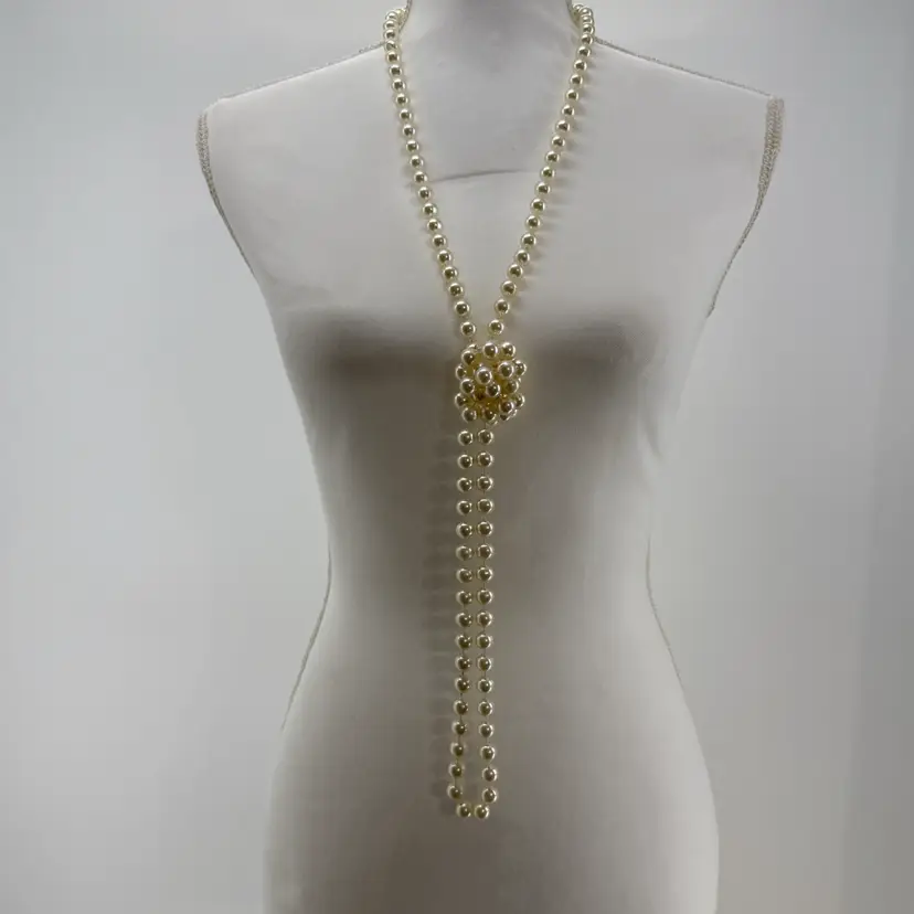 Glamorous Vtg. Extra Long Faux Pearl Necklace 58” Costume Fashion Creamy White