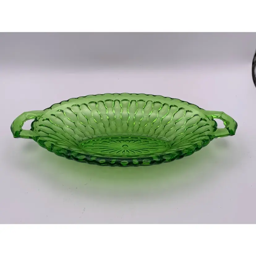 VTG Indiana Green glass honeycomb, oval relish, candy dish