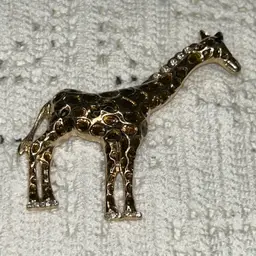 Vintage Giraffe Brooch Pin 1980s Zoo Animal. Rhinestone, With Gold & Black Enamel.