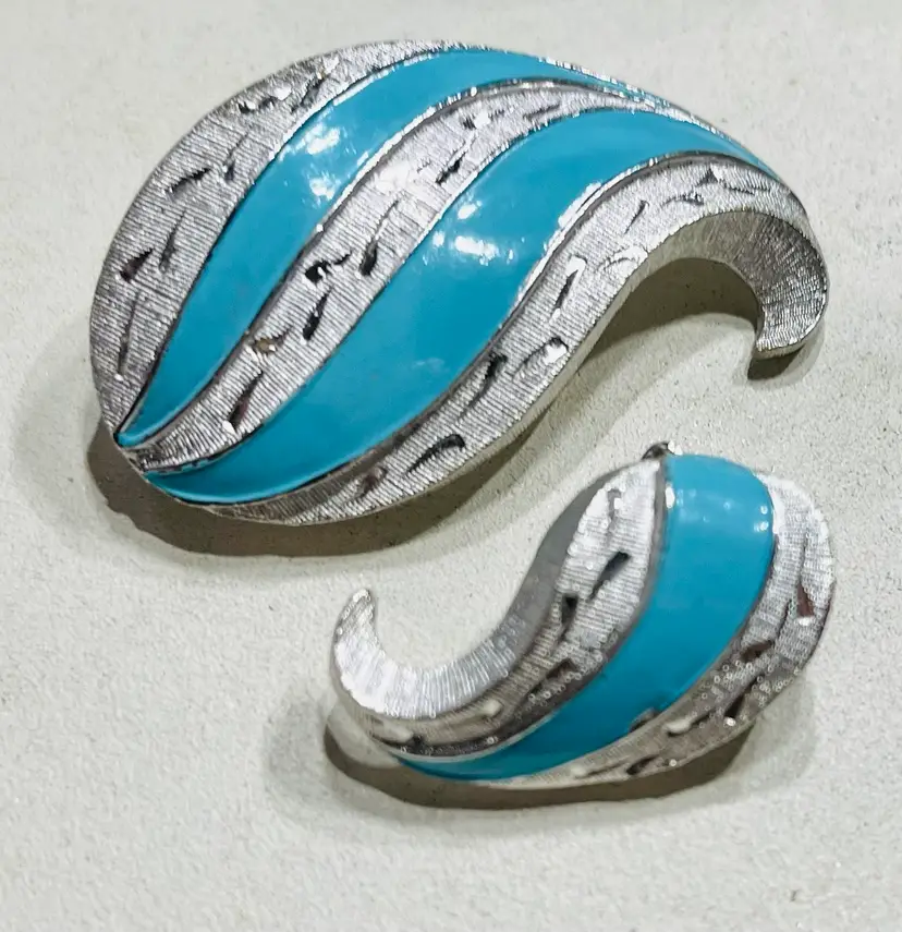 Kramer Brooch And Matching Single Earring