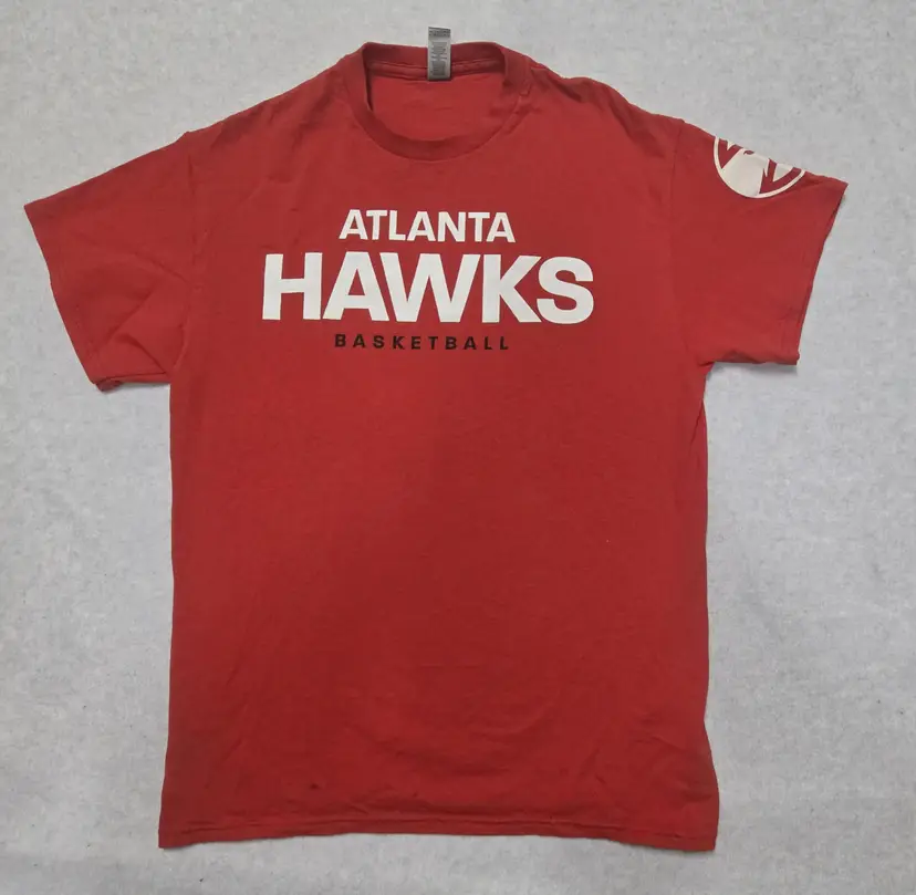 Gildan Atlanta Hawks T-Shirt Mens M Red NBA Top