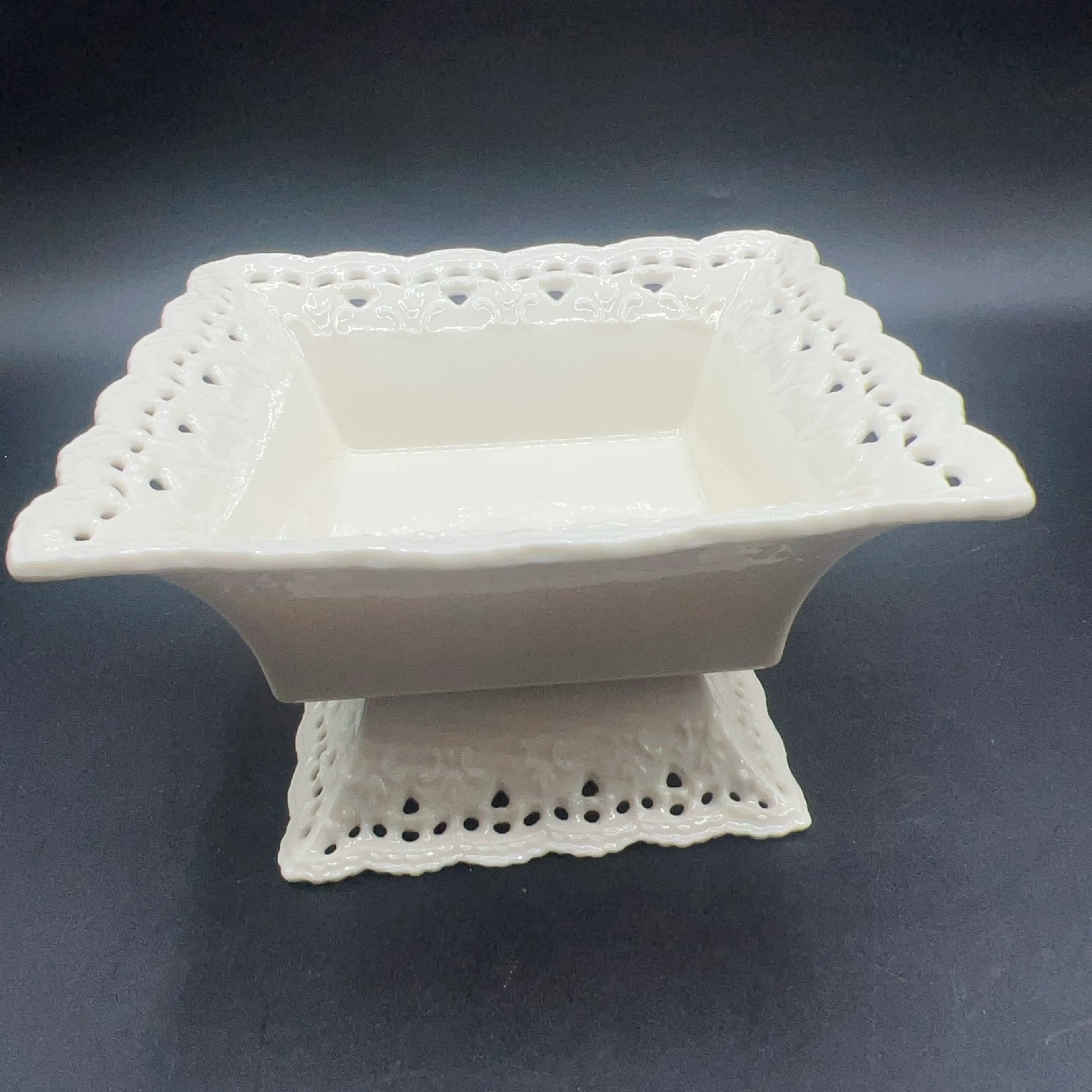 Image 4 of 6