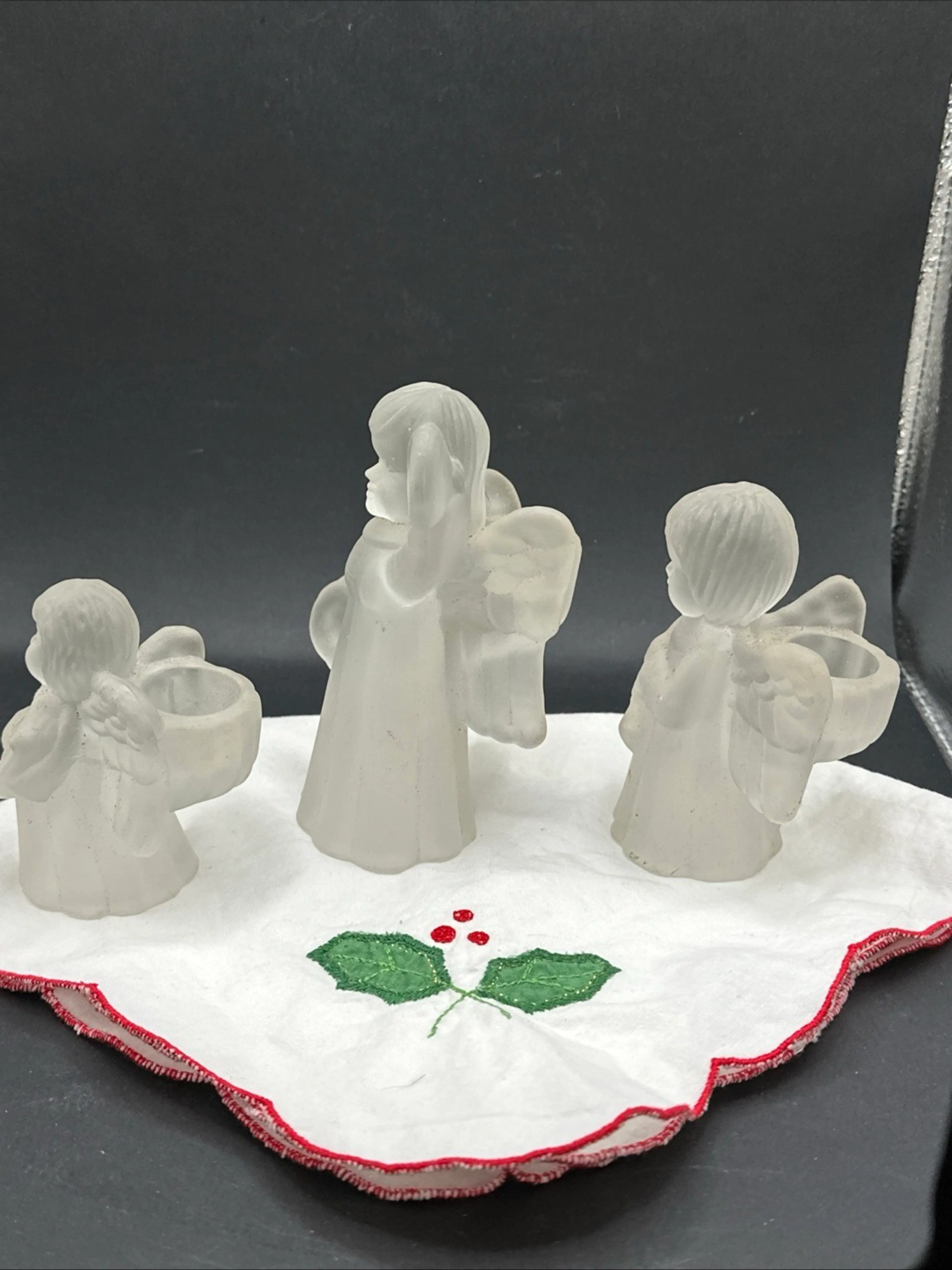 Image 4 of 4
