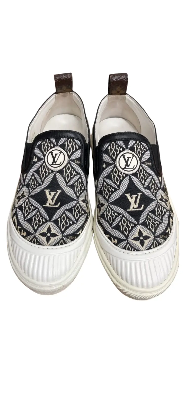 Louis Vuitton Slip On Sneakers Sz 5.5
