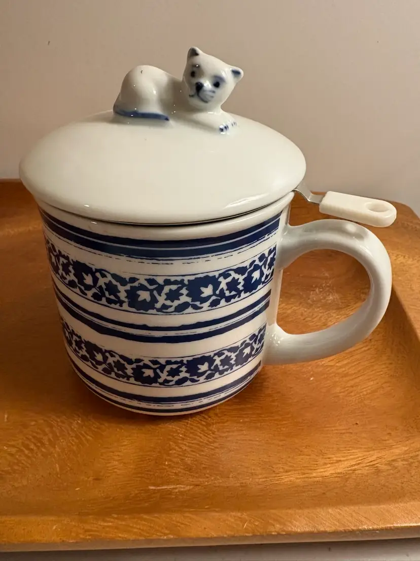 Ellen DeGeneres Blue Patterned Mug With Tea Strainer And Cat Lid