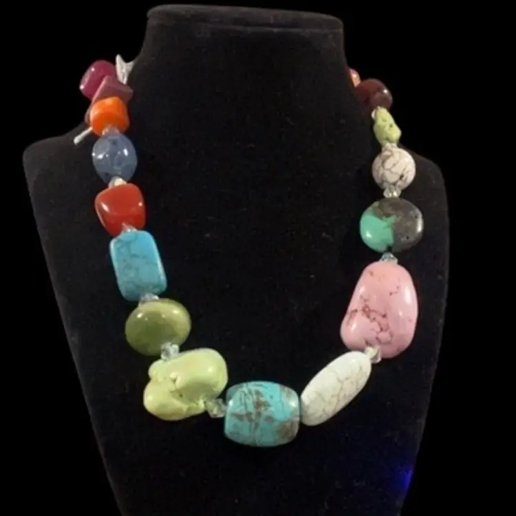 Chunky Stone Silver Tone Metal Toggle Clasp Necklace 7.5”D