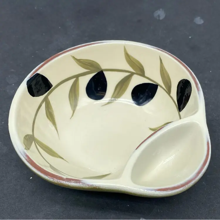 #4819 Bella Cucina hand-painted ceramic olive dish with two compartments.