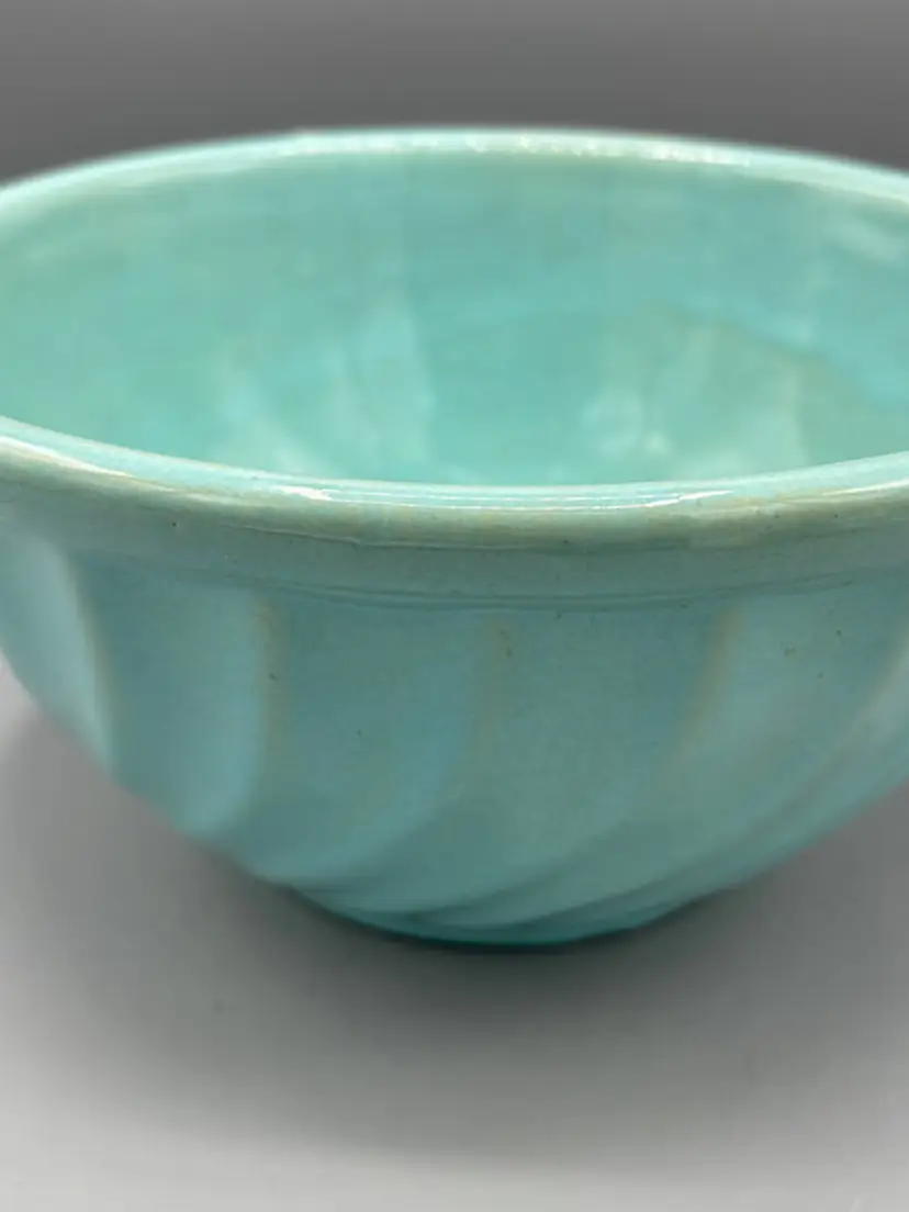 Vintage Teal 9.5 Pottery Mixing Bowl