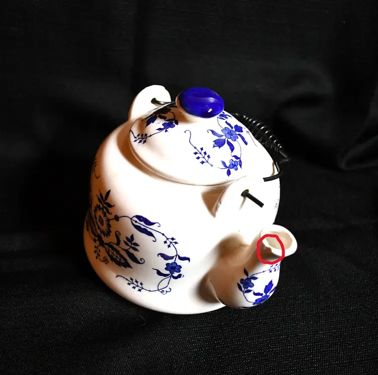 Vintage Ceramic Price Import Blue & White Onion Pattern Teapot / Black Wire Spring Handle / 1960s - 1980s