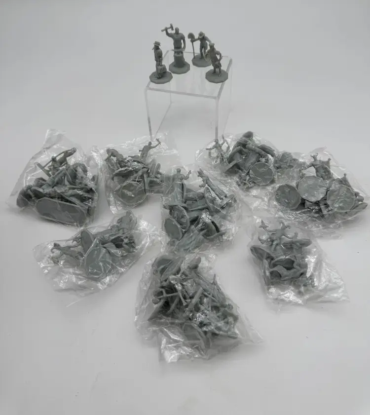 Monster Townsfolk Fantasy 34 Characters 2 Figs Each Set 1" NPC Miniatures Minis