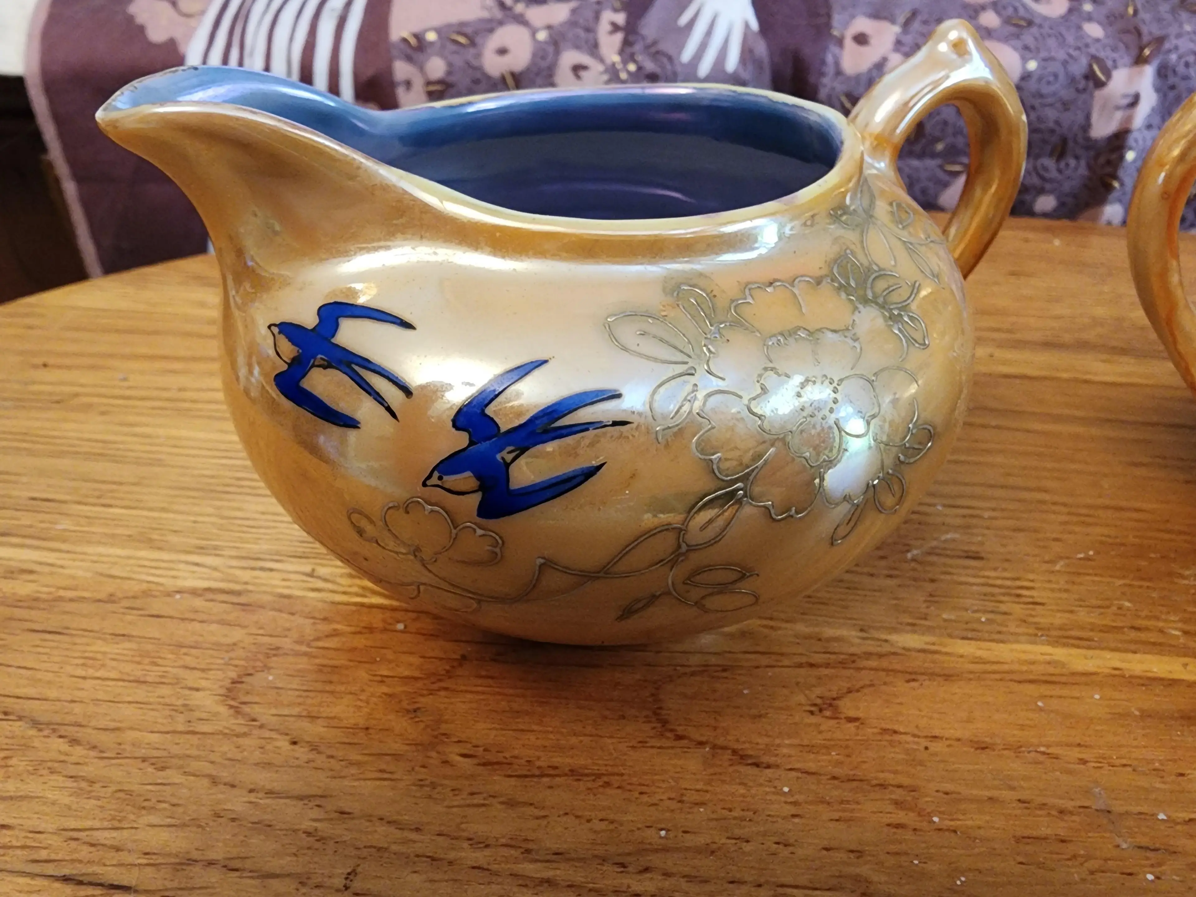 Image 2 of 6