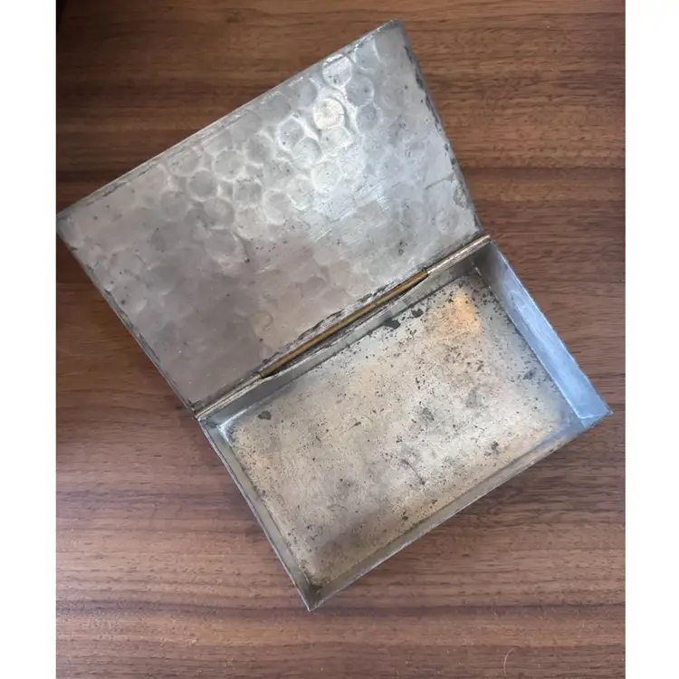 Buenilum Pewter Cigarette Box