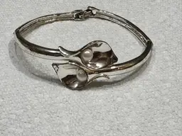 Vintage Silver Tone Avon Calla Lily With Faux Pearls Cuff Bangle