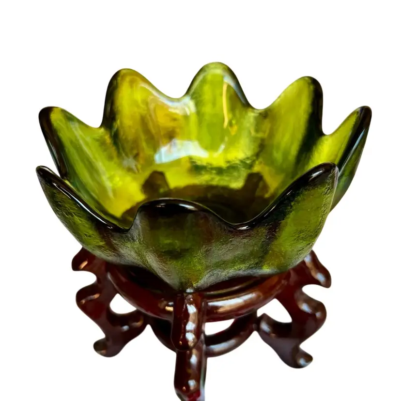 Vintage Green Glass Blenko Lotus Bowl 5 1/2 Inches