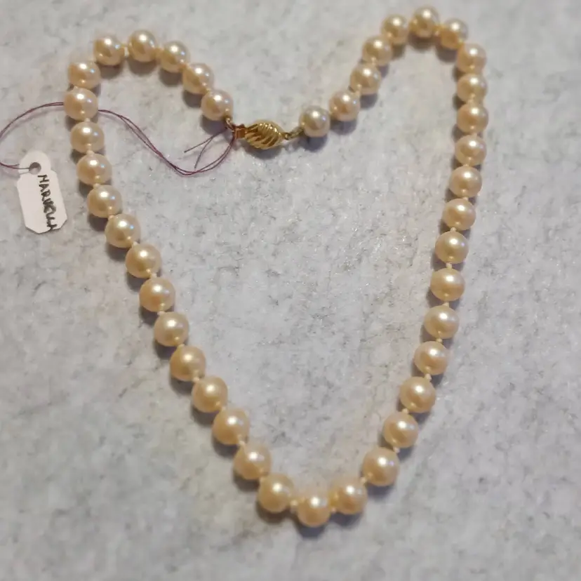 Vintage Marvella pearl necklace