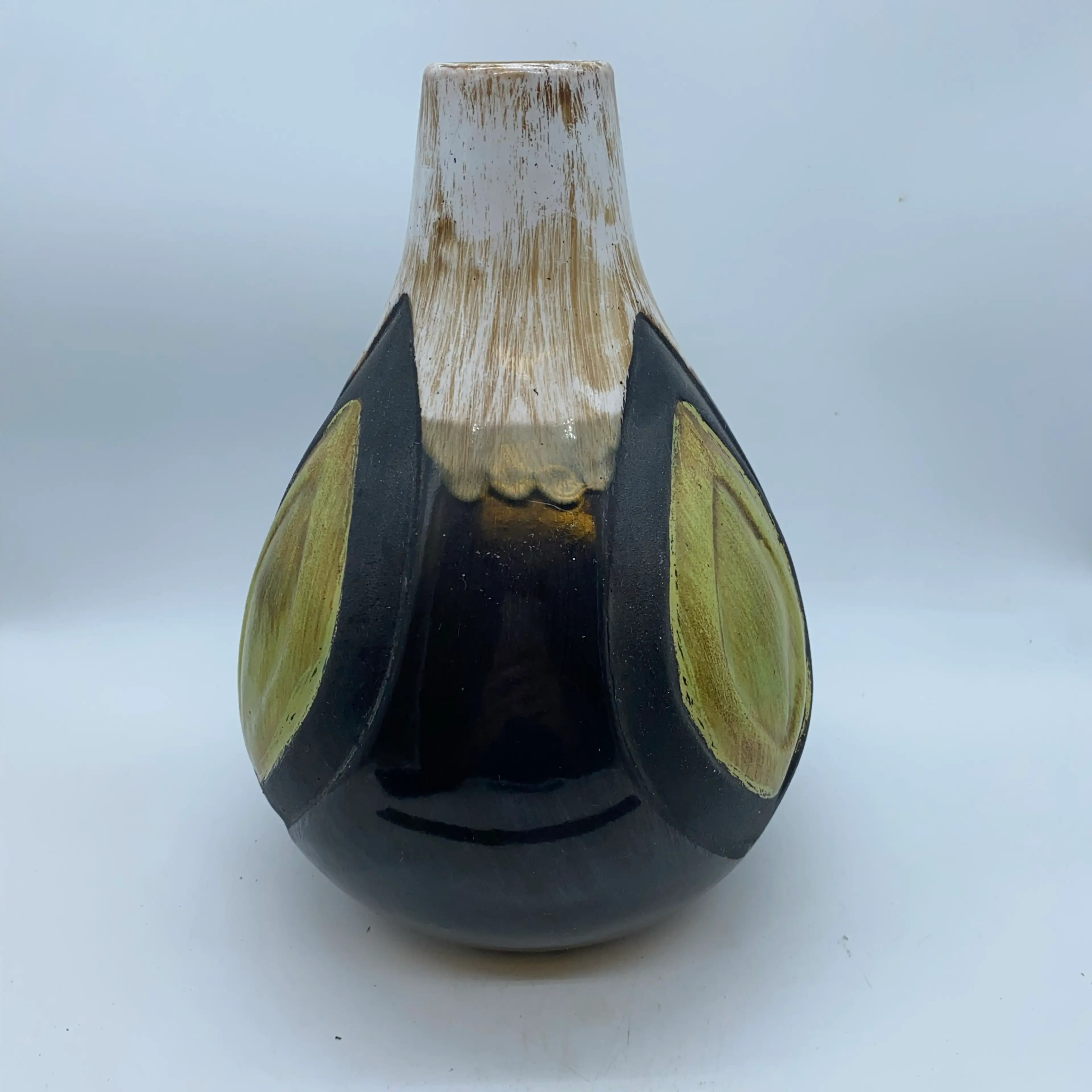 Image 4 of 10