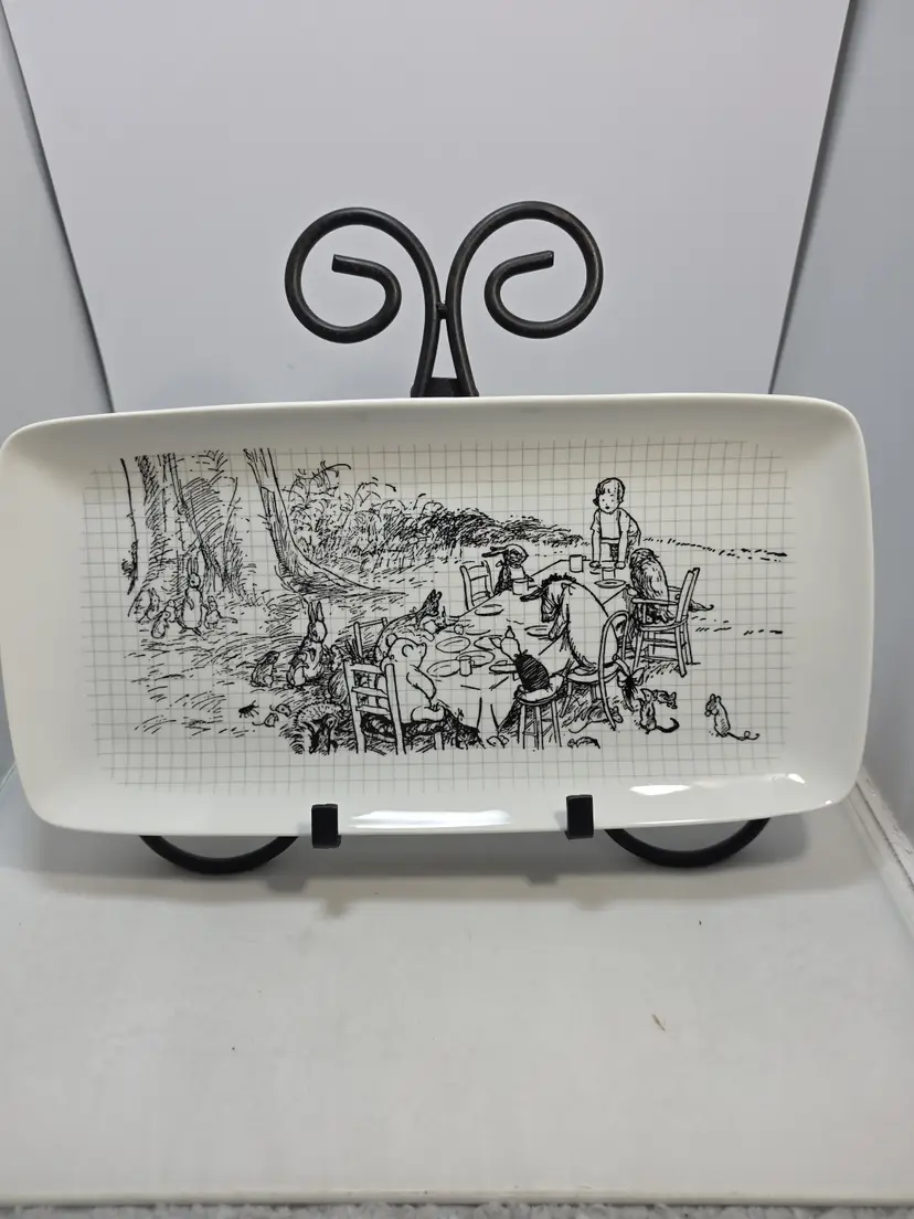 Zrike Disney Winnie The Pooh Sketchbook 13" Rectangular Serving Platter (KZ)