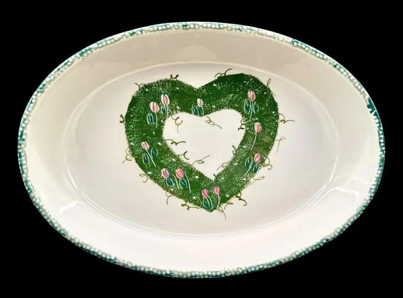 Vintage Stoneware Casserole Dish Oval Pottery Heart Wreath Bakeware White Green