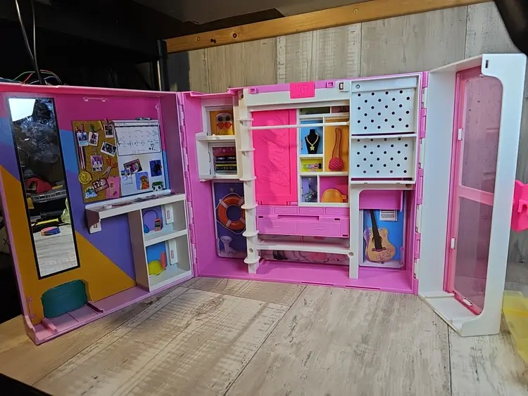 🎀 Barbie Dream Closet Playset – HBV28 (2021 Mattel)