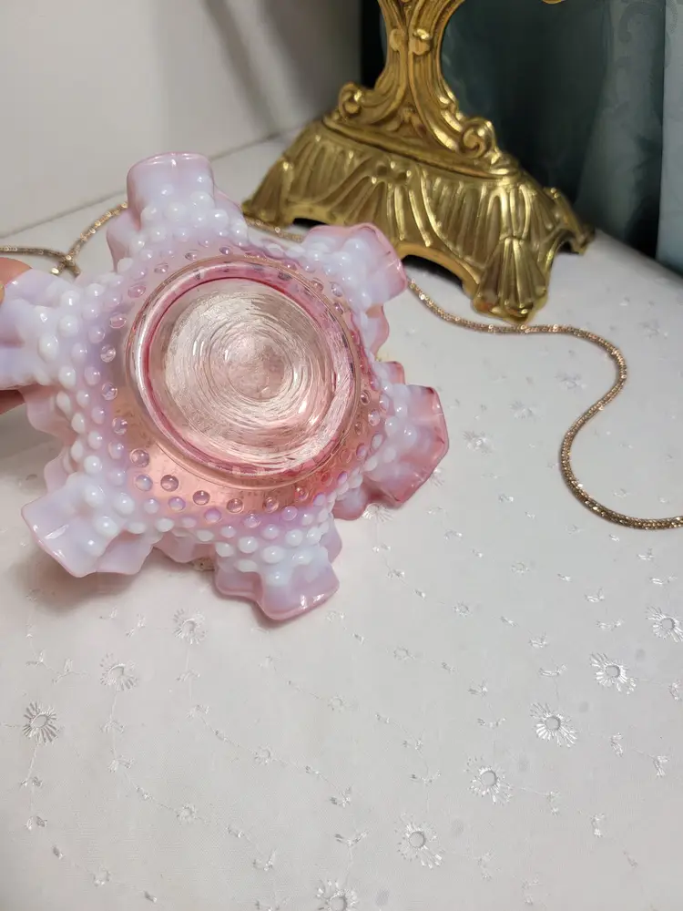 Fenton pink opalescent glass bowl